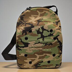New Era Cap Woodland Camo 6-Pack Cap Carrier